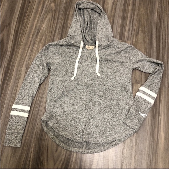Hollister Tops - Hollister gray long sleeves top with a hood two white strips on sleeves XS